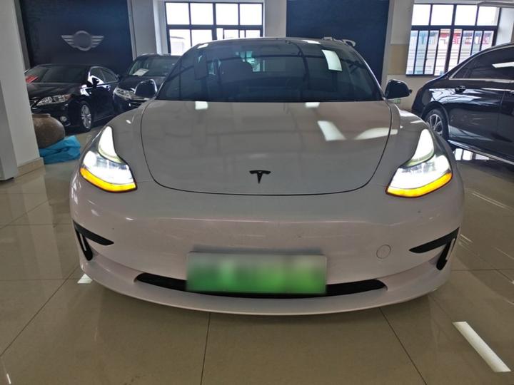 Model 3 2022 RWD photo 2