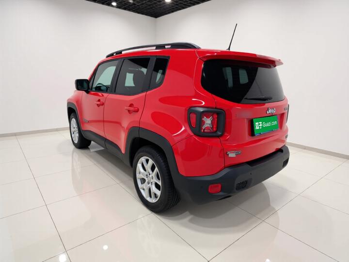 Renegade 2018 180T AT photo 4