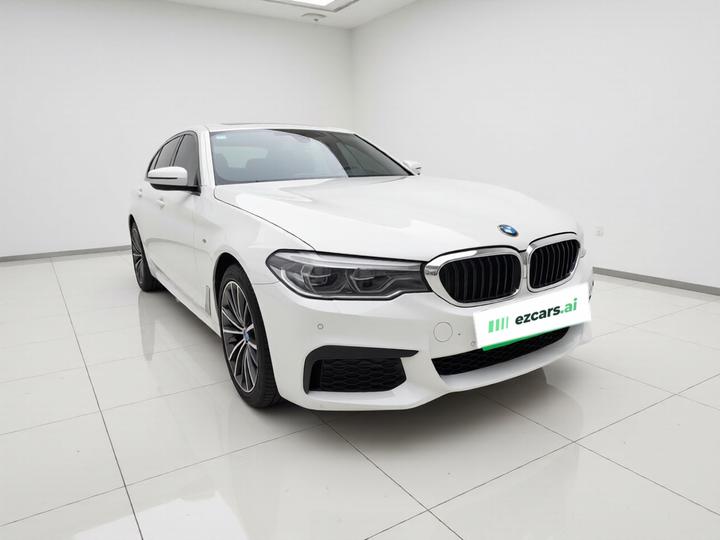 5 Series 2020 530Li Leading M Sport Package photo 3