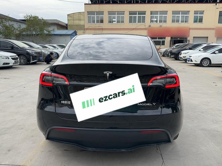 Model Y 2022 Facelift RWD photo 3