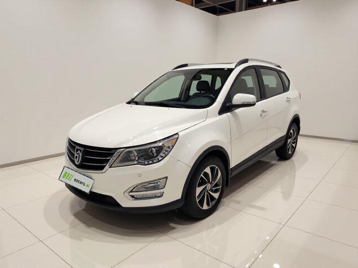 560 2016 1.8L MT Luxury