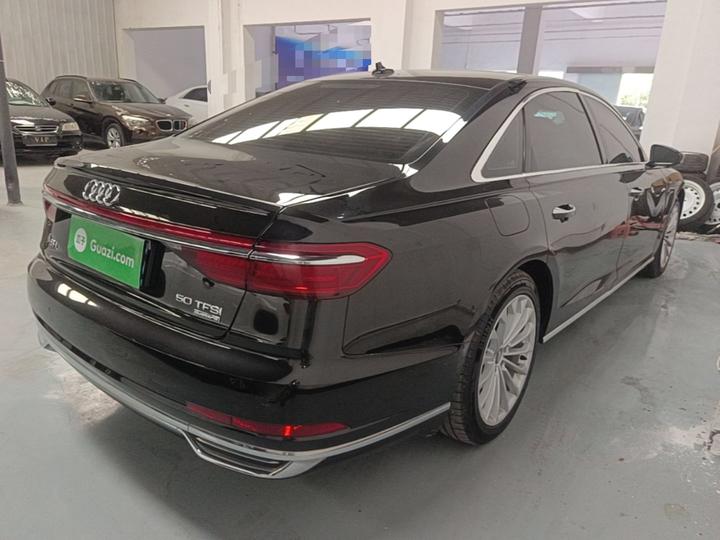 A8 2019 Plus A8L 50 TFSI quattro Comfort photo 4