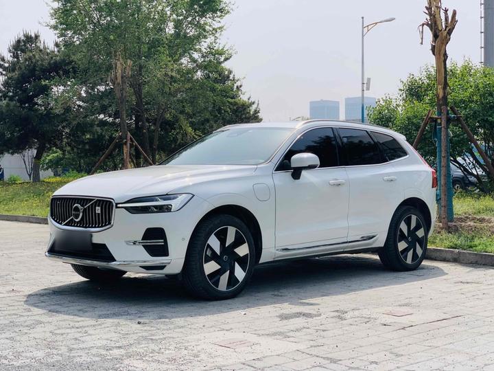 XC60 EV 2024 T8 PHEV Long Range AWD Luxury