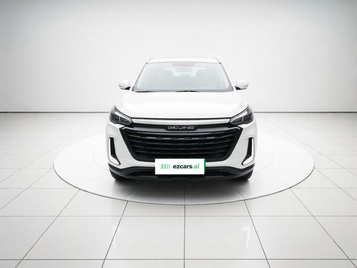 BAIC X3 2021 1.5T MT Honor photo 2