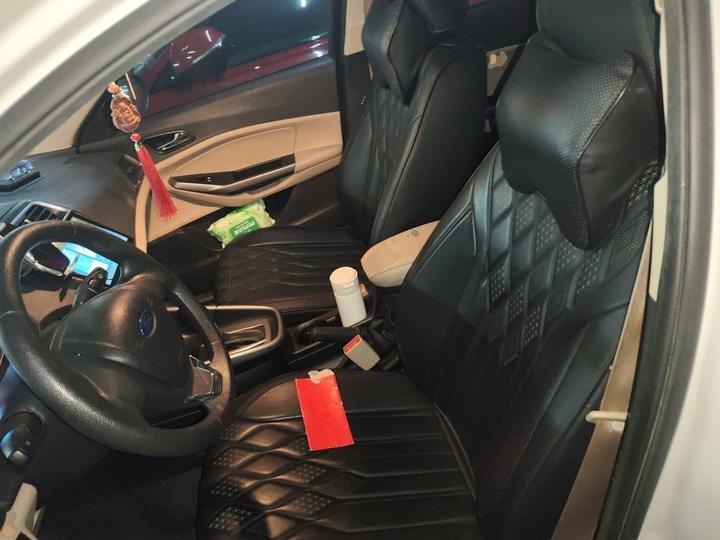Escort 2017 Facelift 1.5L AT Comfort photo 7