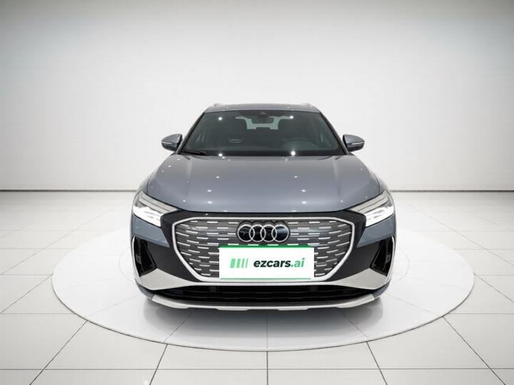 Q4 e-tron 2022 40 e-tron photo 2