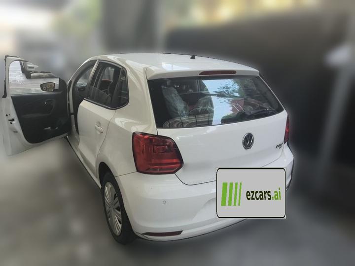 Polo 2016 1.6L AT Comfort photo 4