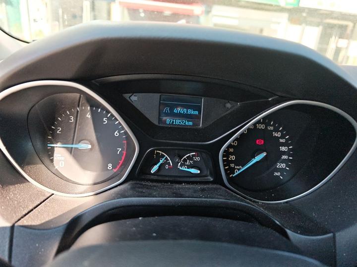 Focus 2015 Hatchback 1.6L MT Comfort photo 8