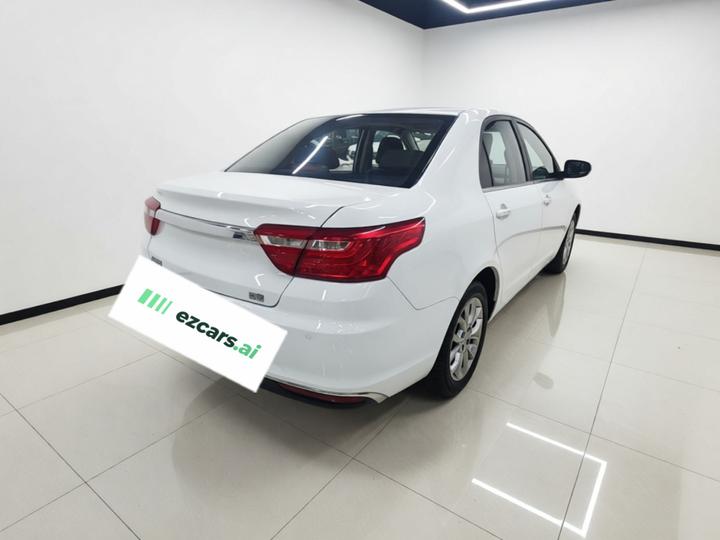 Vision 2018 1.5L AT photo 6