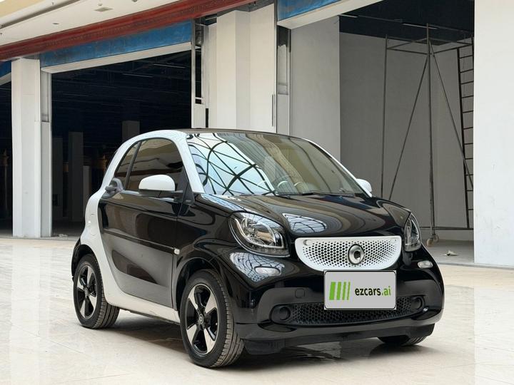 fortwo 2018 1.0L 52 Coupe China V photo 3