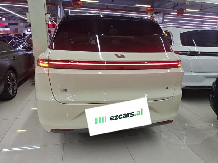 Li Auto L6 2024 Pro photo 3