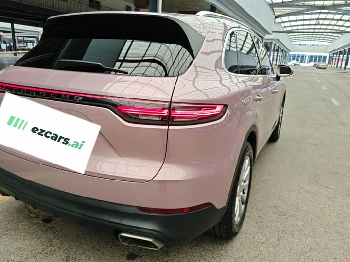 2019 Cayenne 3.0T photo 7