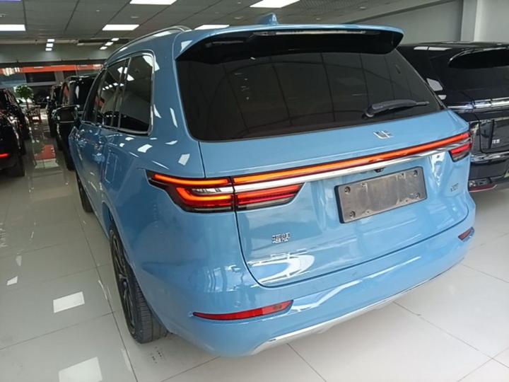 Li Auto ONE 2021 EREV 6-Seater photo 4