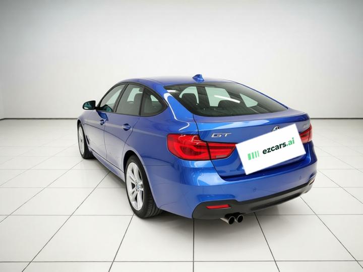 3 SeriesGT 2017 320i M Sport photo 4
