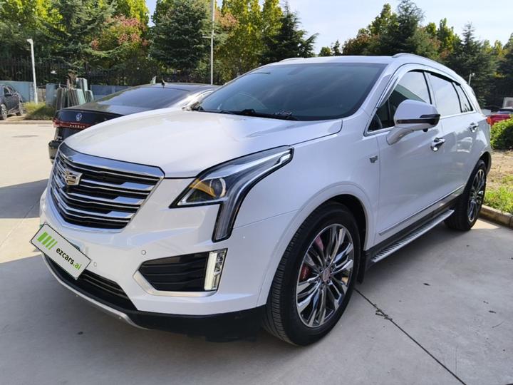 XT5 2018 25T Luxury