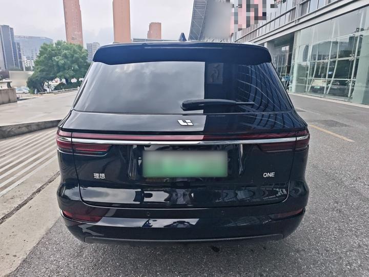 Li Auto ONE 2021 EREV 6-Seater photo 3