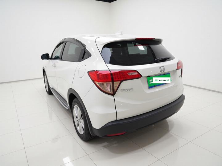 Vezel 2015 1.5L CVT RWD Comfort photo 4