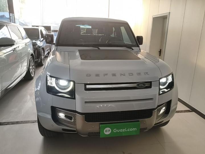 Defender 2022 90 2.0T P300 photo 2