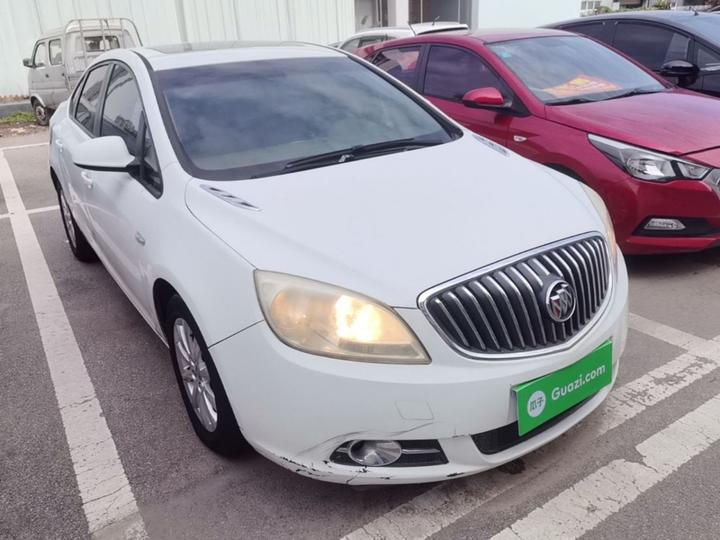 Excelle 2013 GT 1.6L MT Comfort photo 3