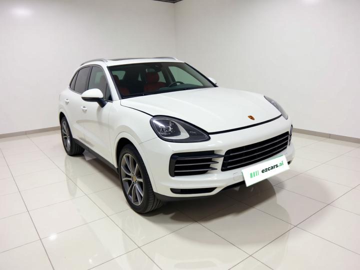 2022 Cayenne 3.0T Platinum photo 3