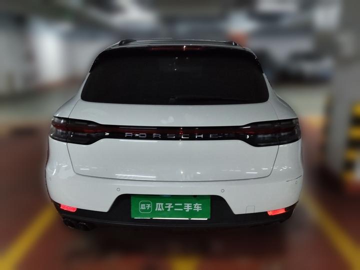 2018 Macan 2.0T photo 5
