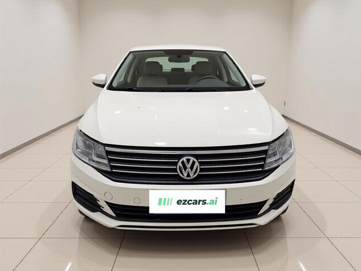 Lavida 2022 1.5L AT photo 2