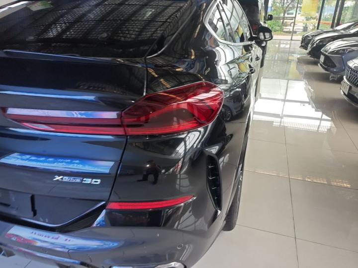X6 2020 xDrive30i M Sport Package photo 7