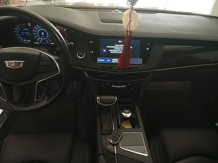 CT6 2017 28T Luxury photo 8
