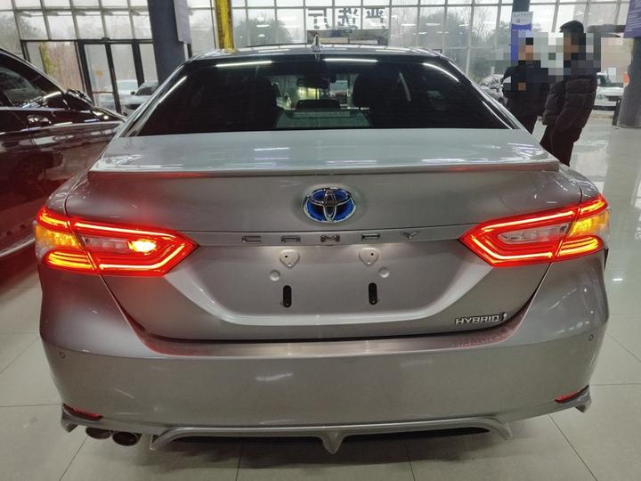 Camry 2021 Hybrid 2.5HS photo 3