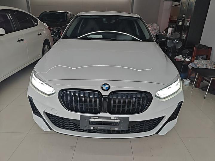 1 Series 2023 125i M Sport photo 2