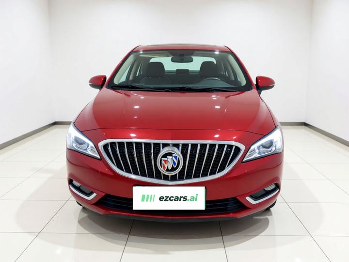 Verano 2015 Sedan 20T DCT Leading photo 2