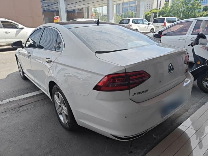 Lamando 2021 230TSI DSG photo 4