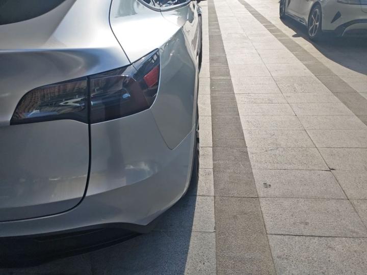 Model Y 2022 Facelift RWD photo 7
