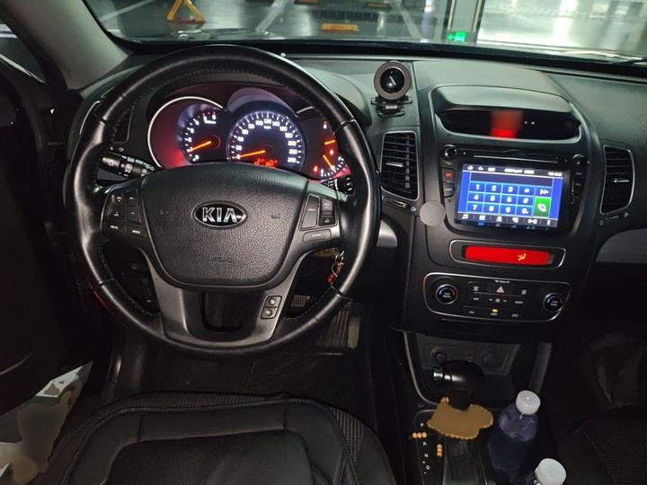 2013 2.2T 7-Seater Diesel Comfort photo 3