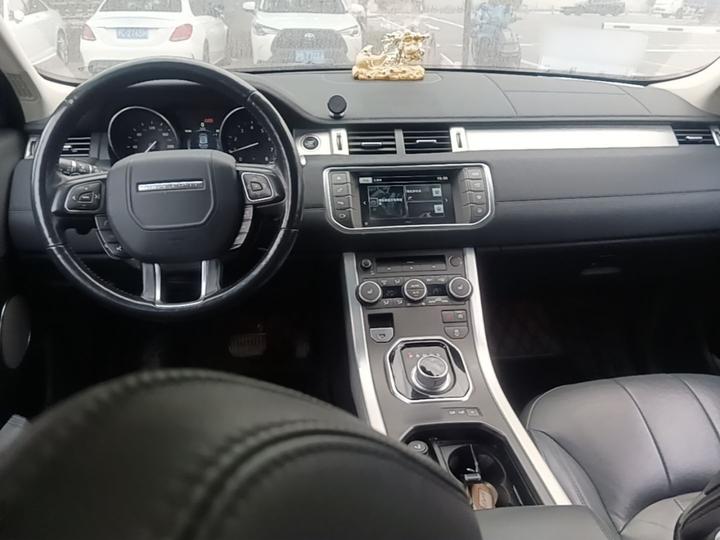 Range Rover Evoque 2016 2.0T SE photo 5