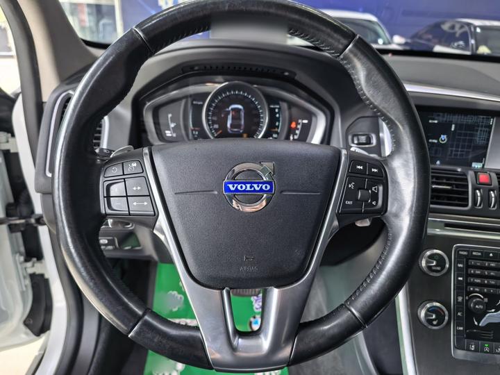 XC60 2015 T5 AWD photo 2