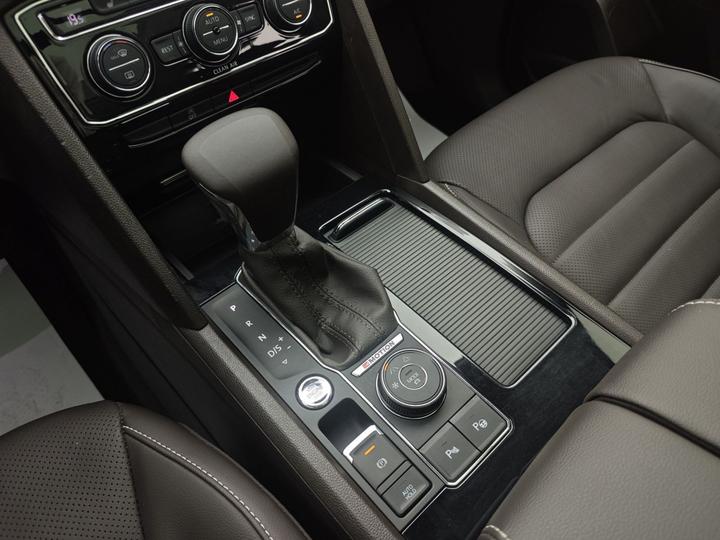 Teramont 2017 380TSI AWD Luxury photo 6