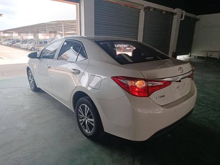 Levin 2016 1.6G CVT Elite photo 4