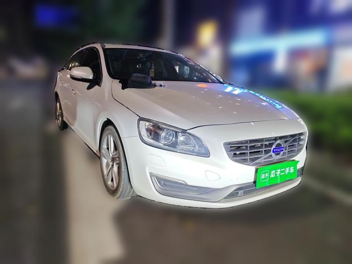 V60 2015 T5 photo 3