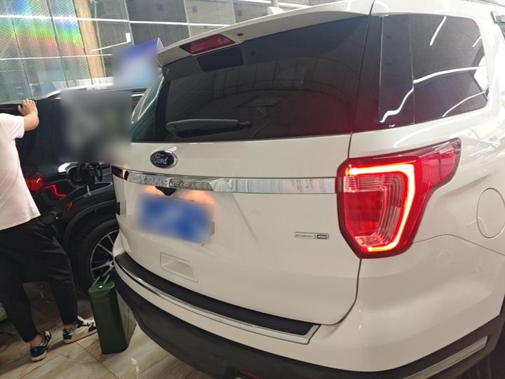 Explorer Imported 2018 2.3T Elite photo 3