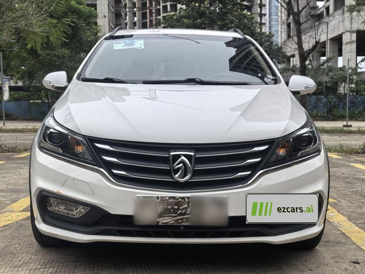 310W 2017 1.5L MT Luxury China V photo 2