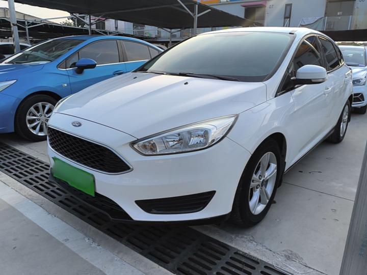 Focus 2018 Hatchback Classic 1.6L AT Comfort