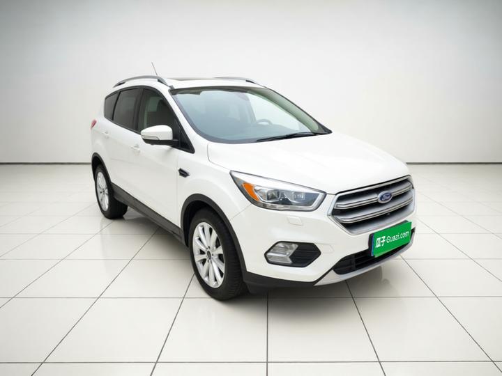 Kuga 2018 EcoBoost 180 RWD photo 3