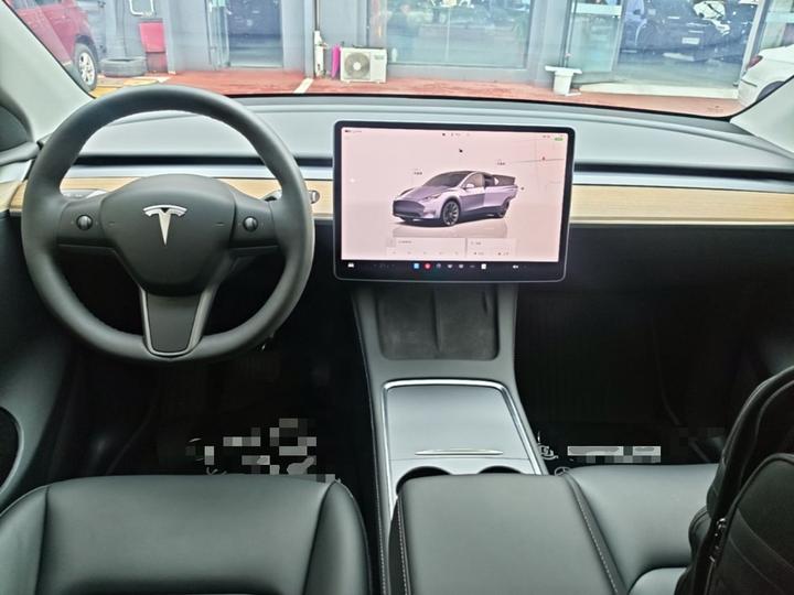 Model Y 2022 RWD photo 5