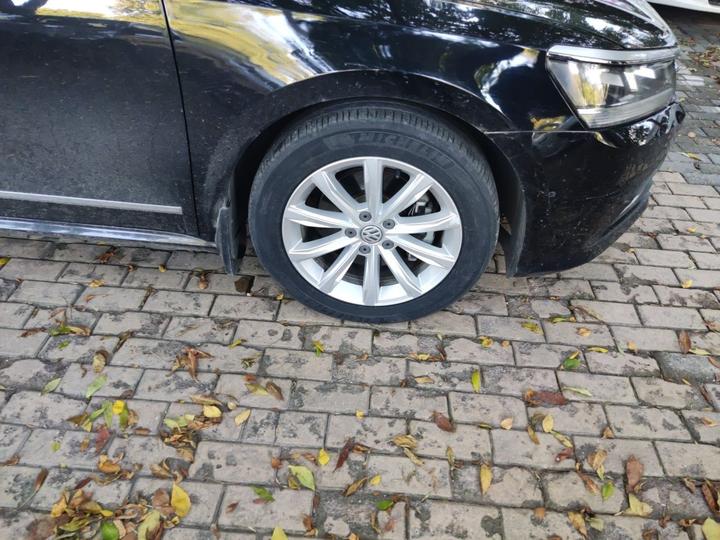 Passat 2017 330TSI DSG photo 8