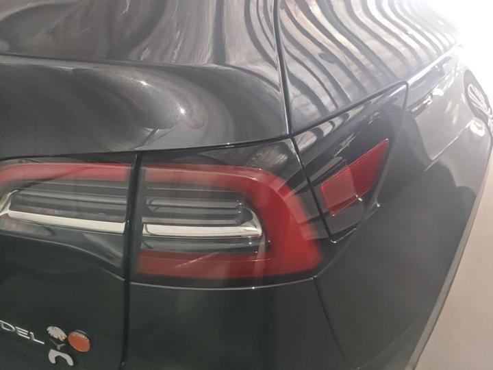 Model Y 2024 RWD photo 7