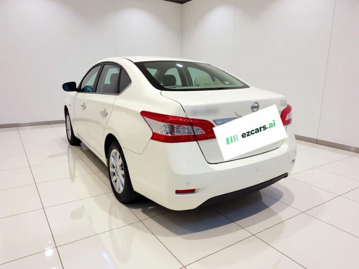 Sylphy 2014 1.6XV CVT Exclusive photo 4