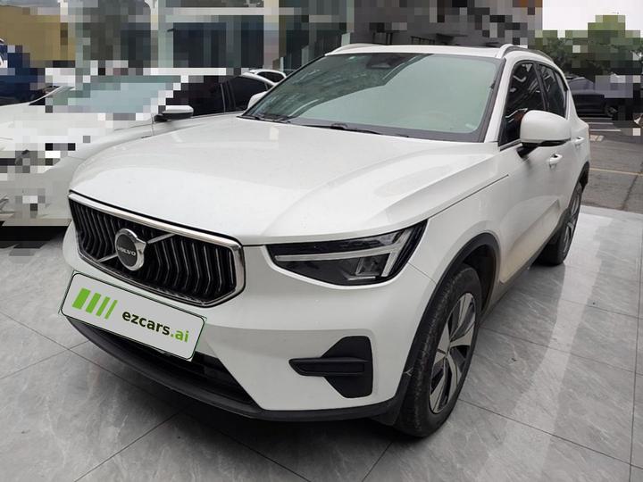 XC40 2024 B3 Luxury