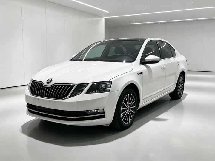 Octavia 2019 1.5L AT Luxury China VI