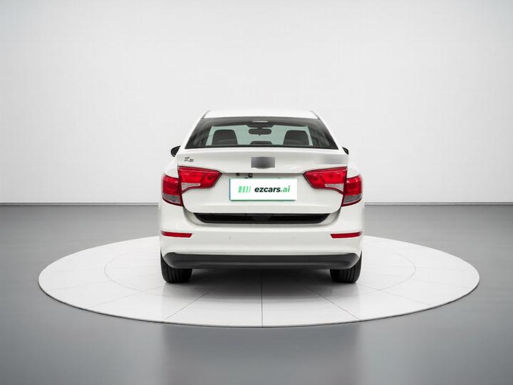 K2 2015 Sedan 1.4L AT GLS photo 3